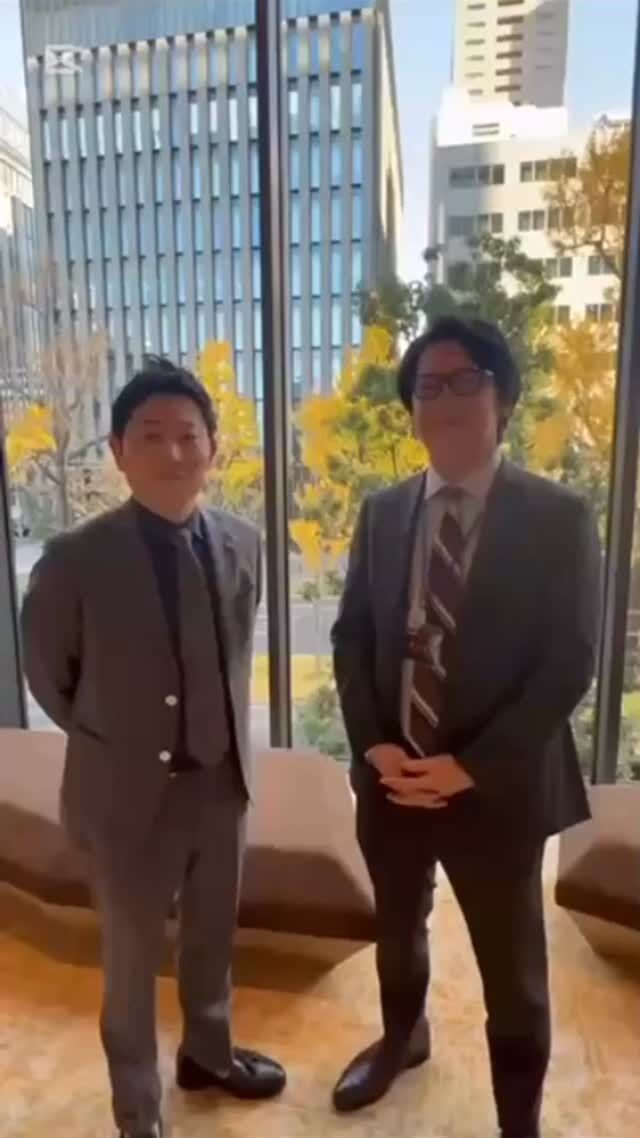 合同例会選考会で発表をされる粟谷英信先生に
インタビューさせて頂きました！

@hidenobu_awaya 

2026年　2月例会は　　『プレゼンテーション大会』！！

歯科臨床力を上げるためには，”疑似体験”がとても大事です.つまり，濃密な症例発表とディスカッションの場に参加することです.
今回は新進気鋭の９名の先生たちが，キレッキレの症例発表をしてくれます.
ぜひご参加いただき，今後の目標にしたり，良い刺激を受ける機会にしてください！

1，  SJCD 合同例会選抜プレゼンテーション
２年に一度行われる SJCD 全国大会（症例発表コンペティション）は，2026年9月，京都で開催されます.大阪代表の席を勝ち取るため， 過去最大！９人の情熱を持った DR が発表します.
診断・インプラント・矯正・審美・咬合・Longevity などあらゆることを踏まえた，素晴らしいプレゼンテーションになるでしょう.

2，  歯科技工士，歯科衛生士プレゼンテーション
三位一体(歯科医師・歯科衛生士・歯科技工士)に基づき，それぞれの立場を知る良い機会です，真のコラボレーションを図りましょう.

3，  理事講演「症例作り＝プレゼン作成＝発表」
毎年２月例会で， 理事による， 1)症例作り 2)プレゼン作成 3)発表の仕方までを
３部作で学べる基調講演 　最終回です！！
第３弾は『発表の仕方』 と題し，合同例会でアワードを受賞された， 谷尾理事に講演していただきます .是非発表の参考にしてください！！

２月例会は企業展示も多数あります.
皆さまのご参加をお待ちしております！！

■────────────────────────────────────■
日本臨床歯科学会 大阪支部 2025 年度 第 4 回学術大会(大阪 SJCD 第 236回例会)
ハイブリッド開催
■────────────────────────────────────■
【日時】2026.2.1(日) 10:00~17:00

【場所】 オービック御堂筋ビル
アクセス こちら>>> https://www.obic-hall.jp/access/

【内容】 (タイムスケジュール)
https://www.dropbox.com/scl/fi/u67tveyx9p717zy45pcen/2025-4-2-10.2-3.pdf?rlkey=7attga7sgggh3a5ogjml6truk&st=cjfh06s4&dl=0

【申込方法】下記会員ログイン URL よりお申し込み下さい.
例会エントリーはこちらから>> (現地・WEB 参加共通)
https://area31.smp.ne.jp/area/p/lgoc2oarft9lblhpe4/4E2EdI/login.html?event_id=0631

大阪支部会員無料

【オブザーバー費】
　＊今回は，合同例会代表選抜のため，クローズです.
他支部ならびに非会員　参加不可

#大阪sjcd #日本臨床歯科学会大阪支部 #歯科医師勉強会 #受け口矯正 #ガミースマイル